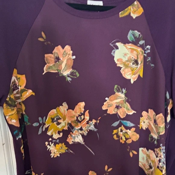 Le Lis Purple Floral Women's Blouse - Picture 4 of 9